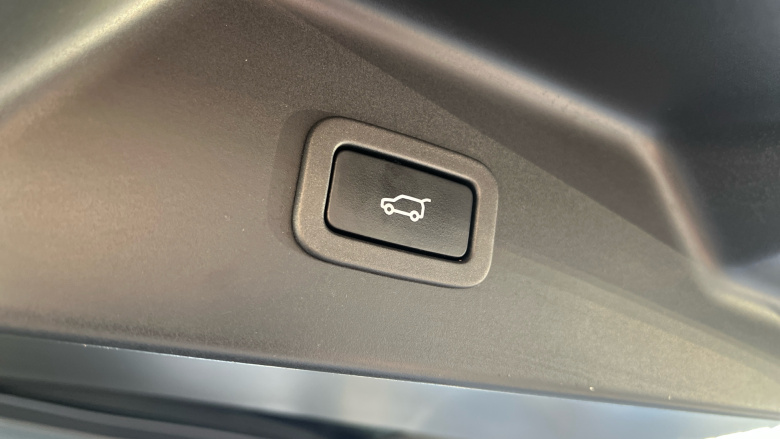 Land Rover Range Rover 3.0 SDV6 Autobiography 4dr Auto Diesel Estate